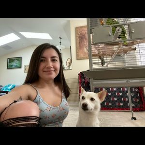 Meet your Posher, Lorraine